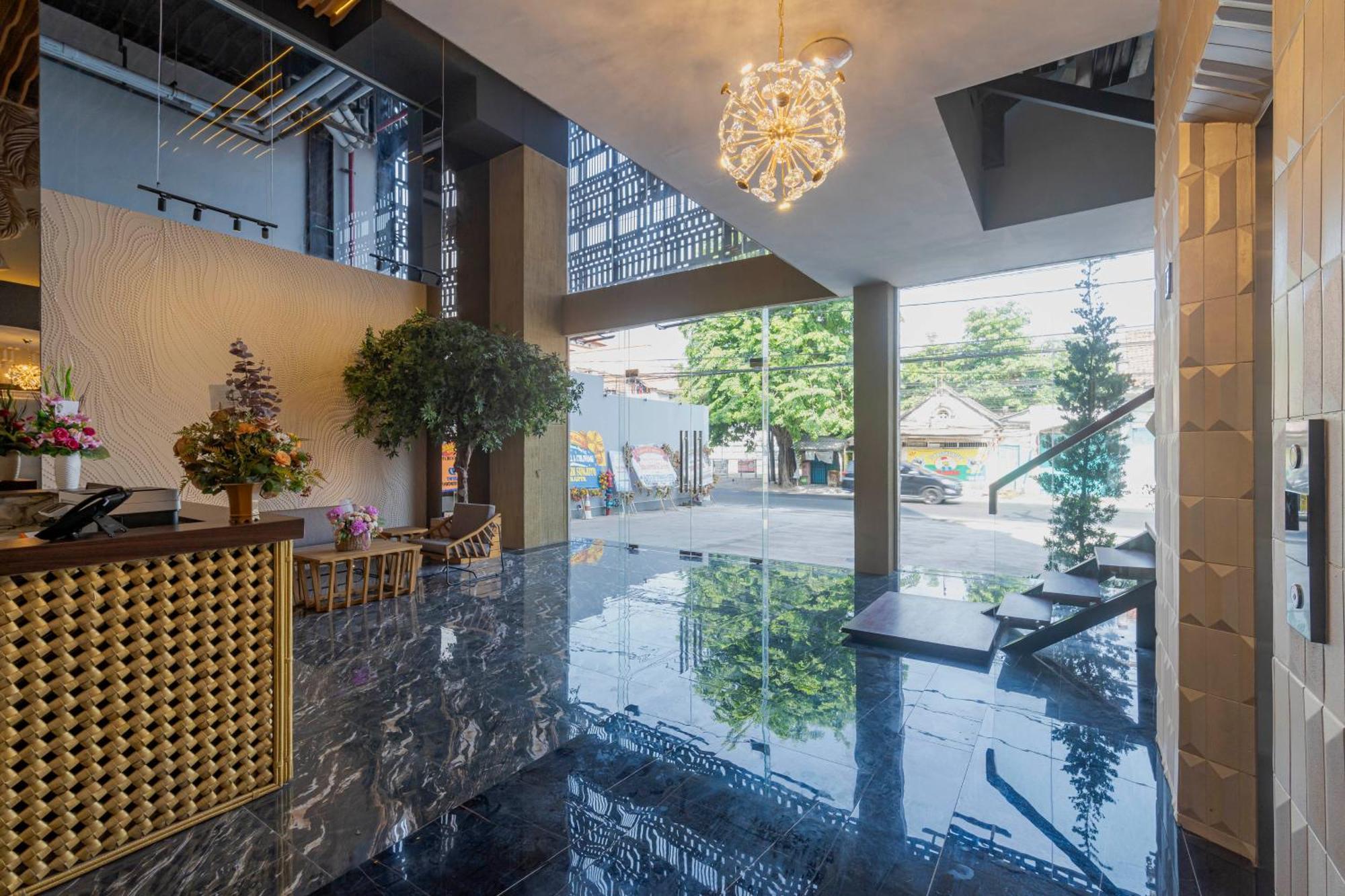 Stay.Vie Hotel 泗水 外观 照片