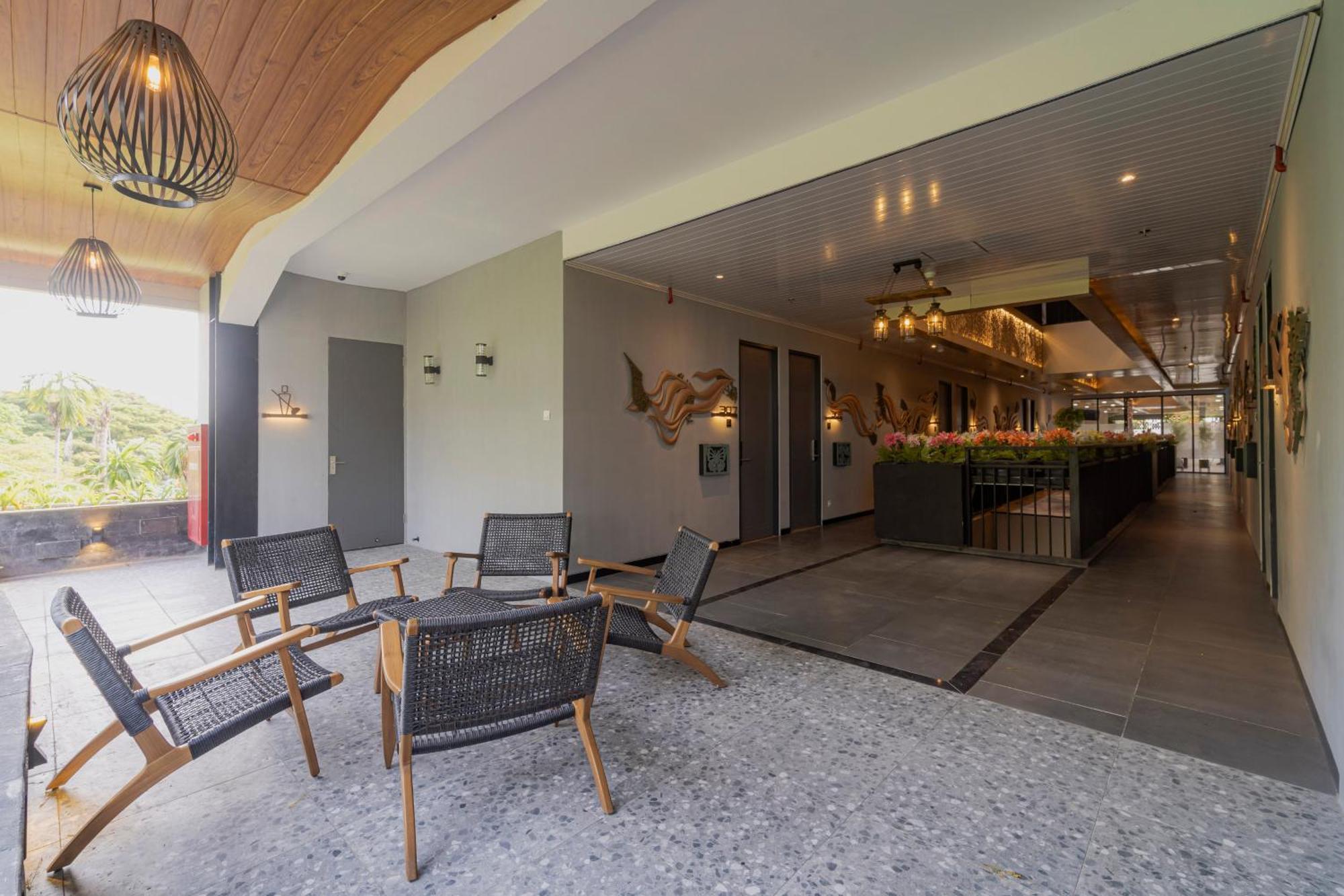 Stay.Vie Hotel 泗水 外观 照片