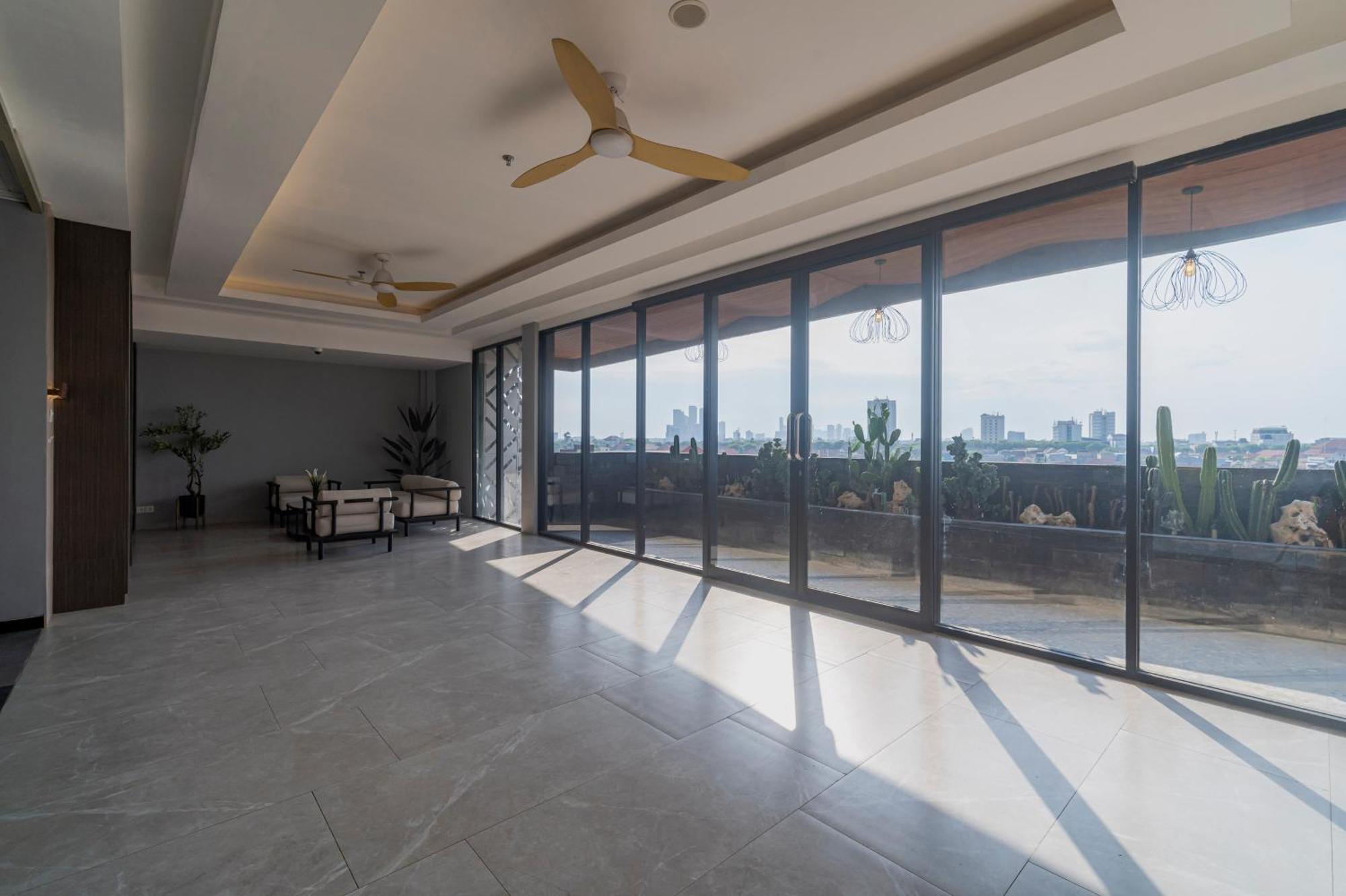 Stay.Vie Hotel 泗水 外观 照片