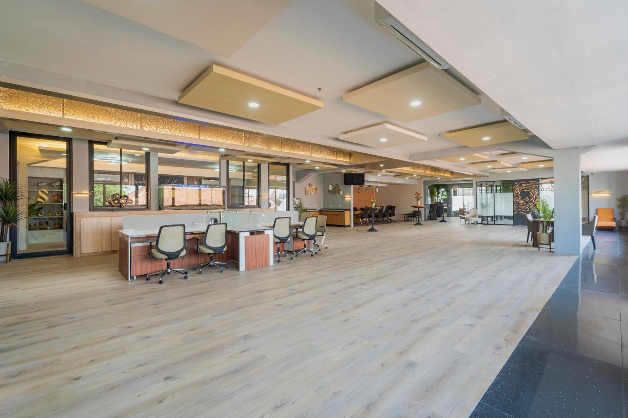 Stay.Vie Hotel 泗水 外观 照片